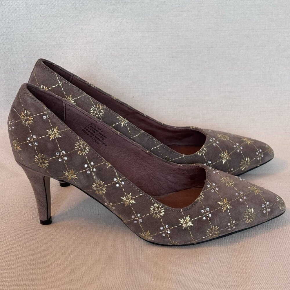 Matiko Women's Brown Suede Leather with Gold Embroidery Pump Heels Size 7.5 37.5
